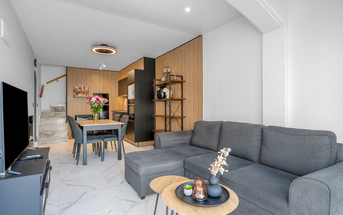 Herverkoop - 4. House - Detached Villa - Torrevieja - Lago Jardín II