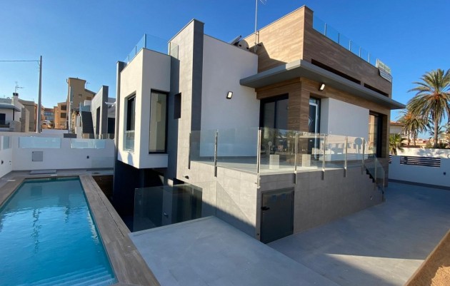 Villa - Nieuwbouw - Torrevieja - La Mata pueblo