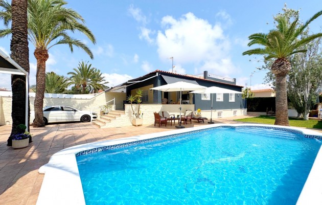 Villa - Revente - Torrevieja - Rocio del Mar