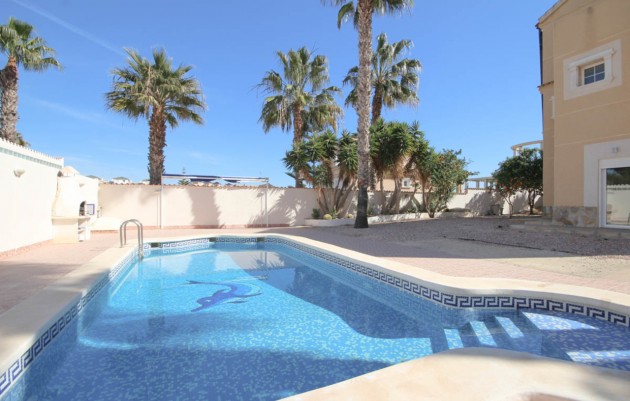 Villa - Venta - La Zenia - La Zenia