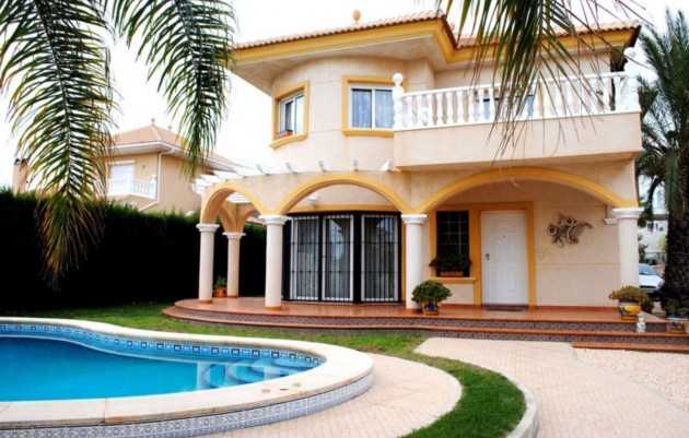 Villa - Venta - La Zenia - La Zenia