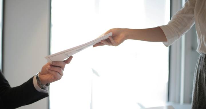 Demande d’un numéro NIE pour un Belge en Espagne : Questions fréquemment posées et informations importantes