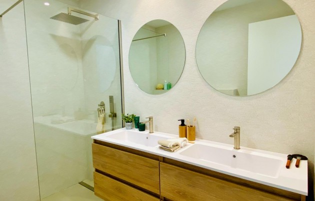 Nouvelle construction - Bungalow - Pilar de la Horadada - Polígono Industrial Zona Raimundo Bened