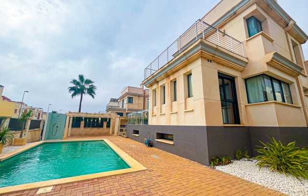 Venta - Villa - Orihuela Costa