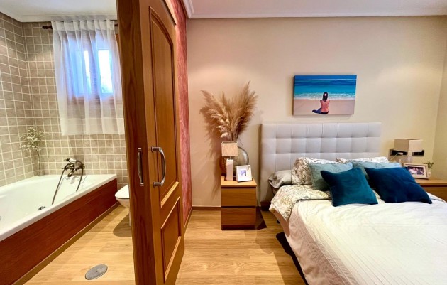 Resale - country house - El Esparragal