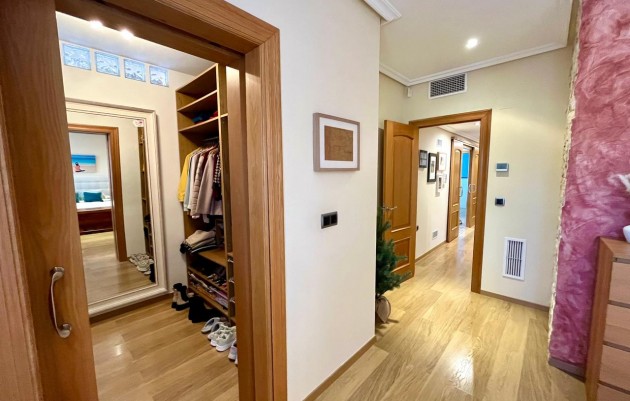 Resale - country house - El Esparragal