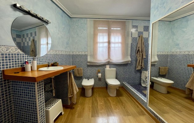 Resale - country house - El Esparragal