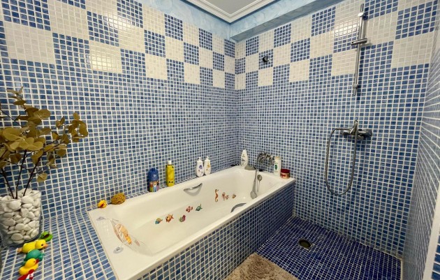 Resale - country house - El Esparragal