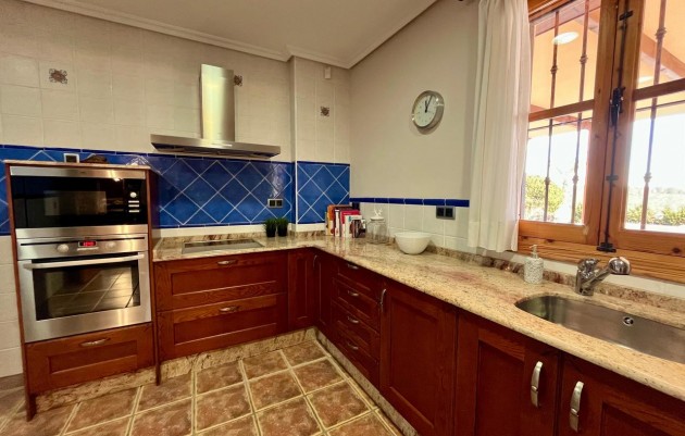 Resale - country house - El Esparragal