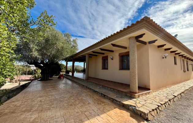 Resale - country house - El Esparragal