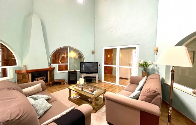 Resale - Villa - Algorfa