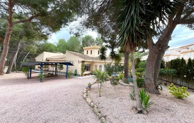 Resale - Villa - Algorfa