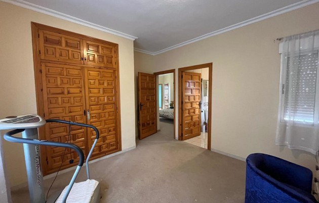 Resale - Villa - Algorfa