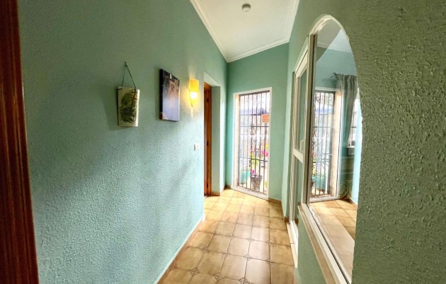 Resale - Villa - Algorfa