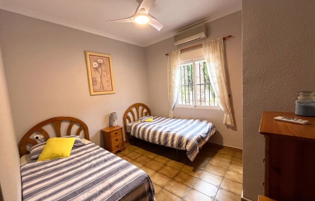 Resale - Villa - Algorfa