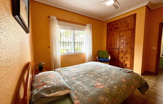 Resale - Villa - Algorfa