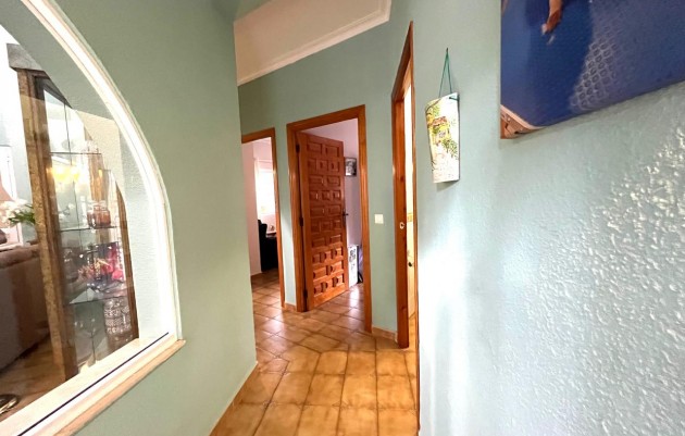 Resale - Villa - Algorfa