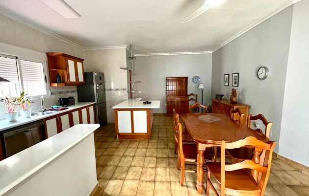 Resale - Villa - Algorfa