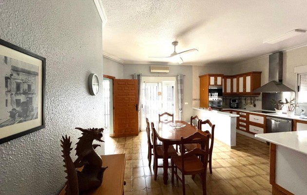 Resale - Villa - Algorfa