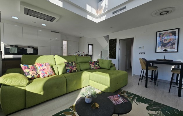 Herverkoop - Villa - Cabo Roig