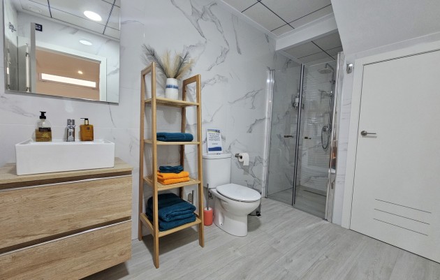 Herverkoop - Villa - Cabo Roig