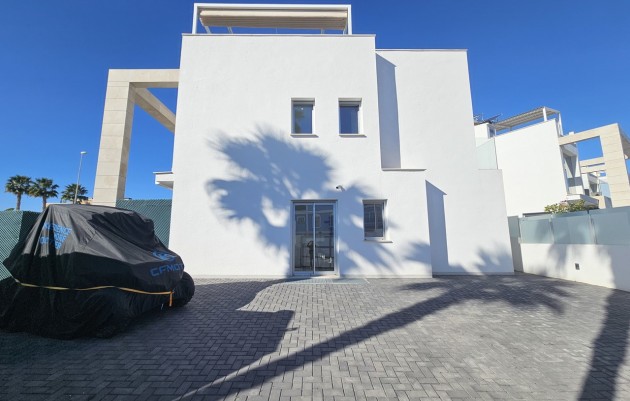 Herverkoop - Villa - Cabo Roig