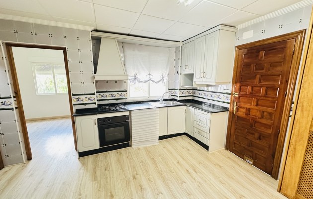 Resale - Villa - Orihuela