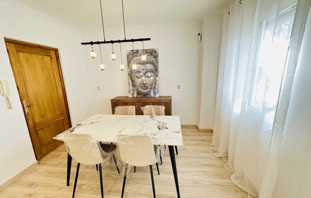 Herverkoop - country house - Orihuela