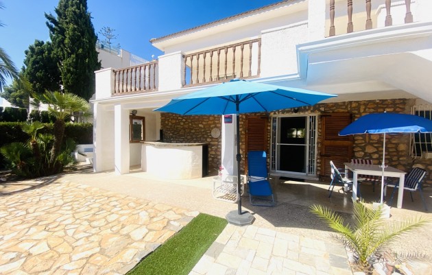 Resale - Villa - La Zenia