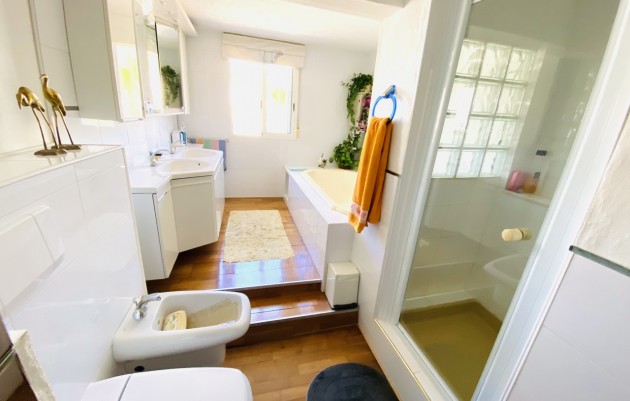 Resale - Villa - La Zenia