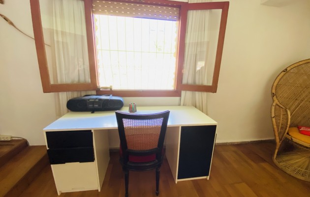 Resale - Villa - La Zenia