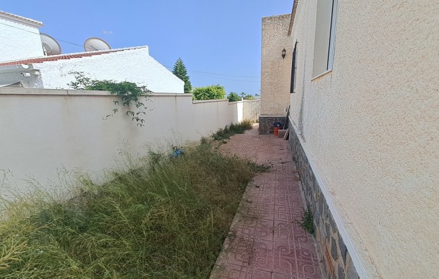 Resale - Villa - Villamartin