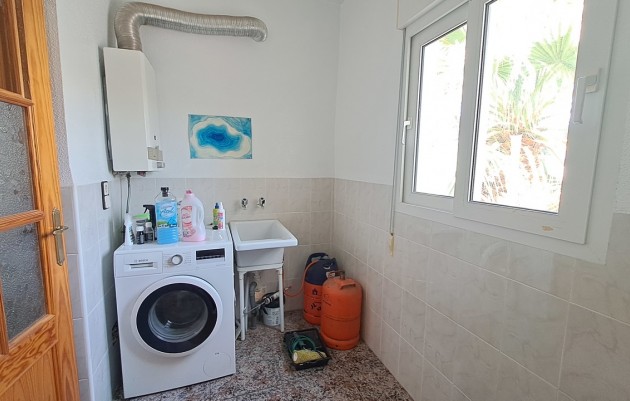 Resale - Villa - Villamartin