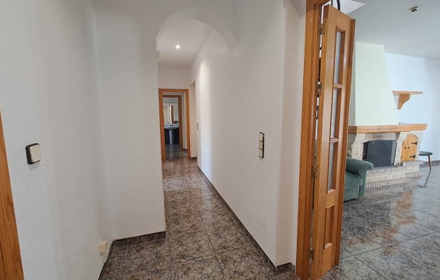 Resale - Villa - Villamartin