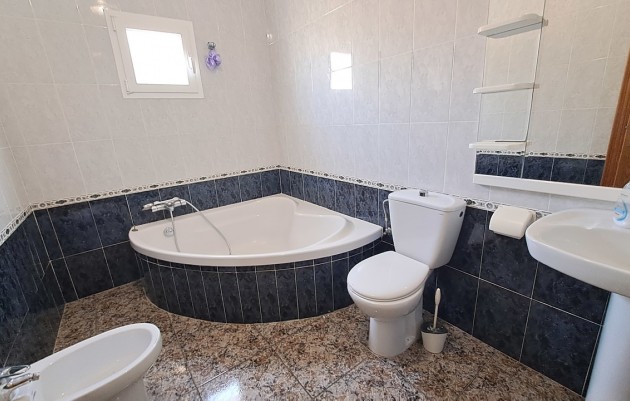 Resale - Villa - Villamartin