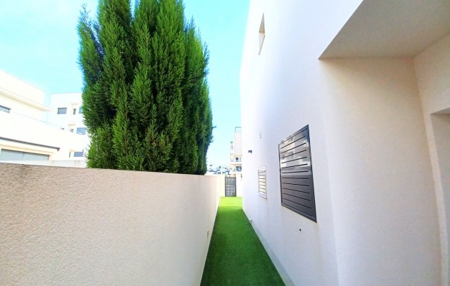 Resale - Villa - Los Dolses