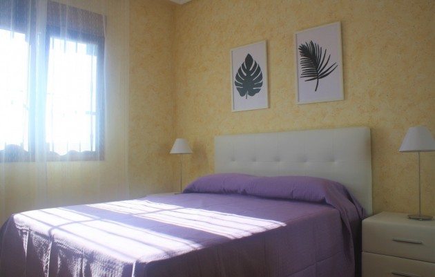 Resale - Villa - Los Altos