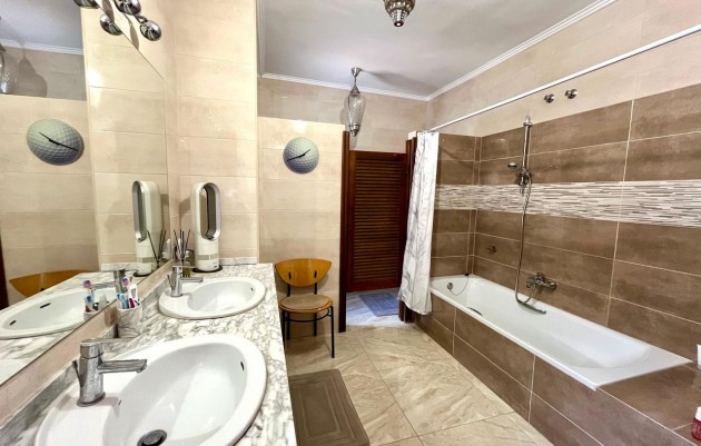 Revente - Villa - Villamartin