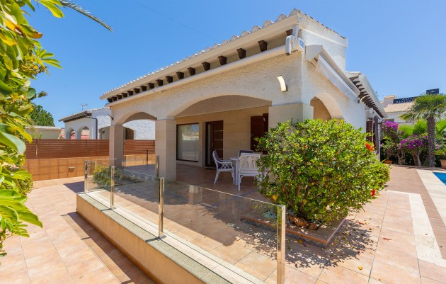 Herverkoop - Villa - Orihuela - Orihuela Costa
