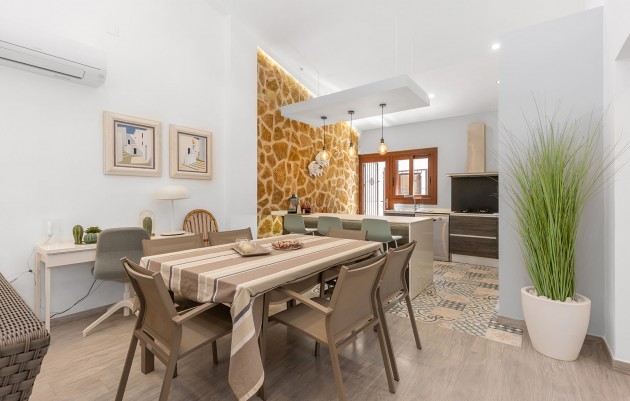 Herverkoop - Villa - Orihuela - Orihuela Costa