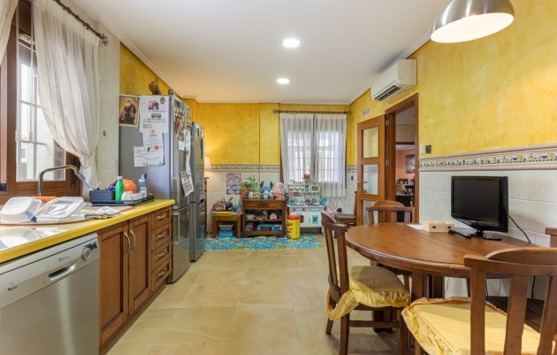 Herverkoop - Detached Villa - Los Montesinos - La herrada