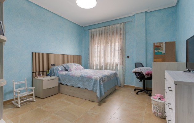 Herverkoop - Detached Villa - Los Montesinos - La herrada