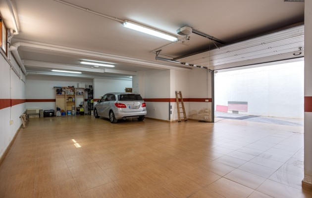 Herverkoop - Detached Villa - Los Montesinos - La herrada