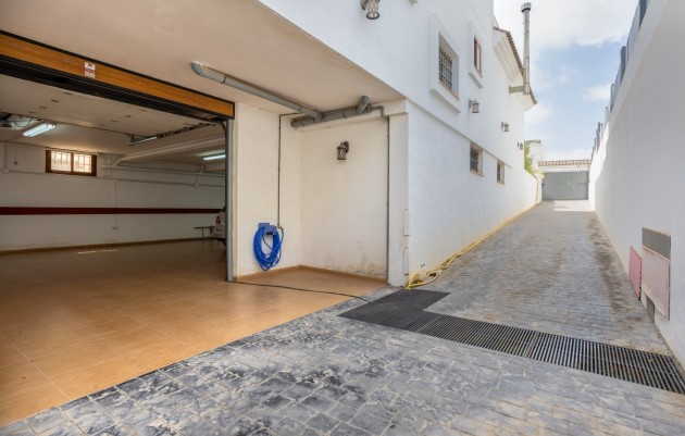 Herverkoop - Detached Villa - Los Montesinos - La herrada