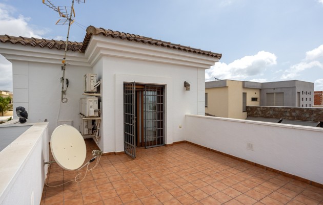 Herverkoop - Detached Villa - Los Montesinos - La herrada