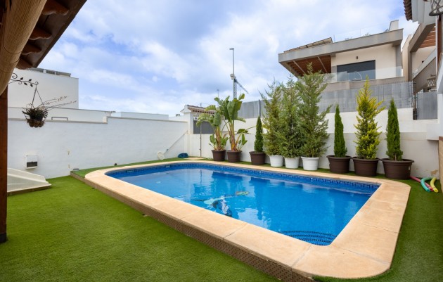 Herverkoop - Detached Villa - Los Montesinos - La herrada