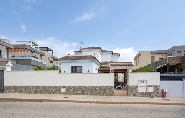 Herverkoop - Detached Villa - Los Montesinos - La herrada