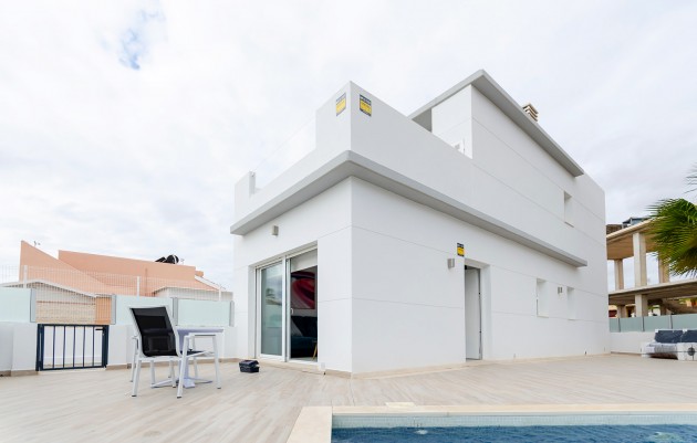 New Build - Villas - Torrevieja