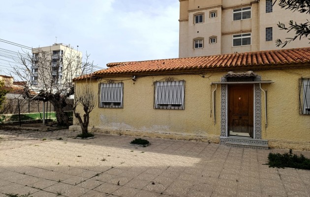 Herverkoop - Finca - Torrevieja - Nueva Torrevieja