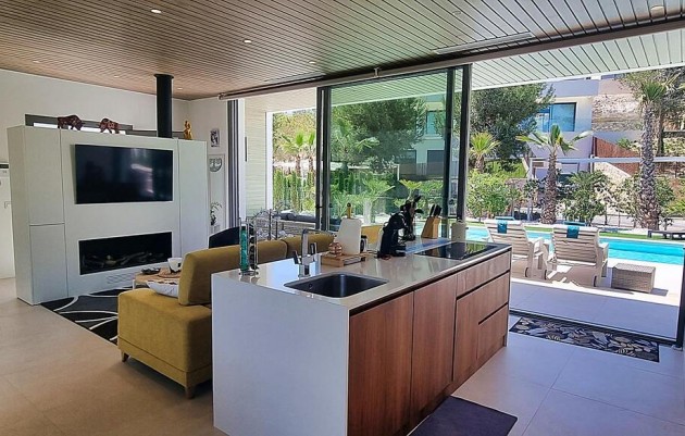 Herverkoop - Villa - Orihuela - Las Colinas Golf